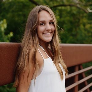 Meet your Posher, Josie